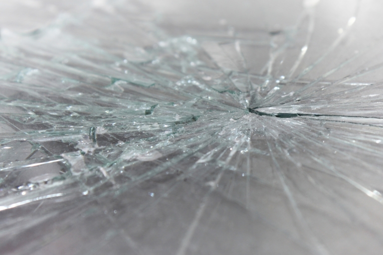 Automobile Windshield , Close-up Broken Glass
